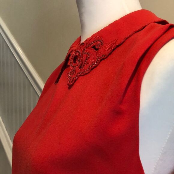 TED BAKER LONDON Red Sleeveless Holiday Dress Keyhole Accent On Back Sz 2 - Picture 13 of 16